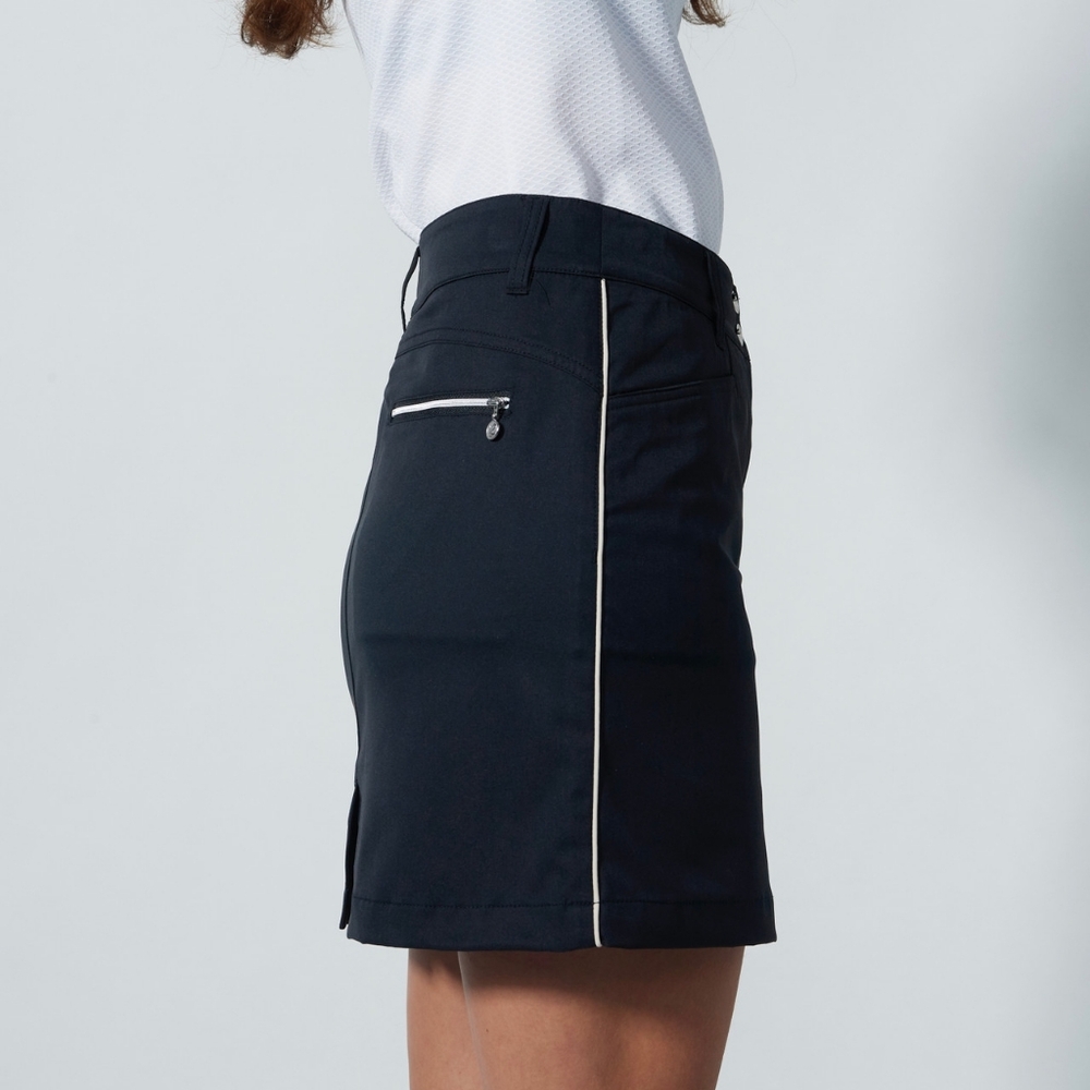 Daily Sports Glam Black Skort Size 6